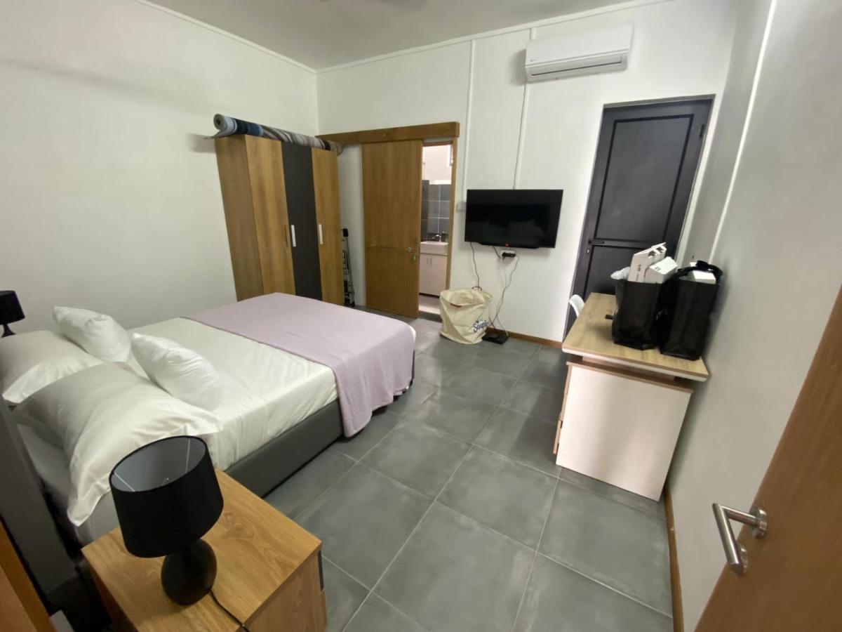 Dragon Nest Apartments Port Louis Exterior photo